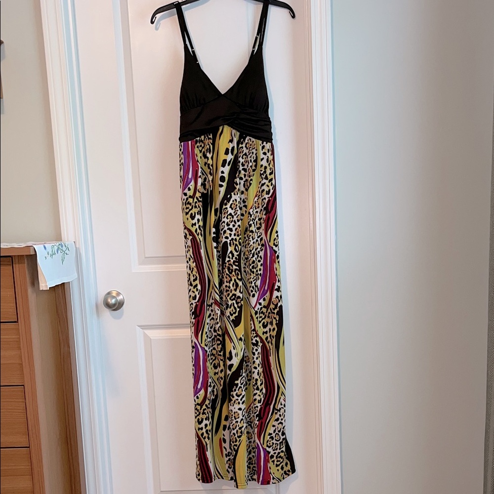 ⚡️ 3 for $30 ⚡️ Gold Flava Strappy Animal Print Maxi Dress